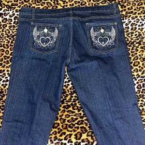 Y2K embroidered bottom jeans.